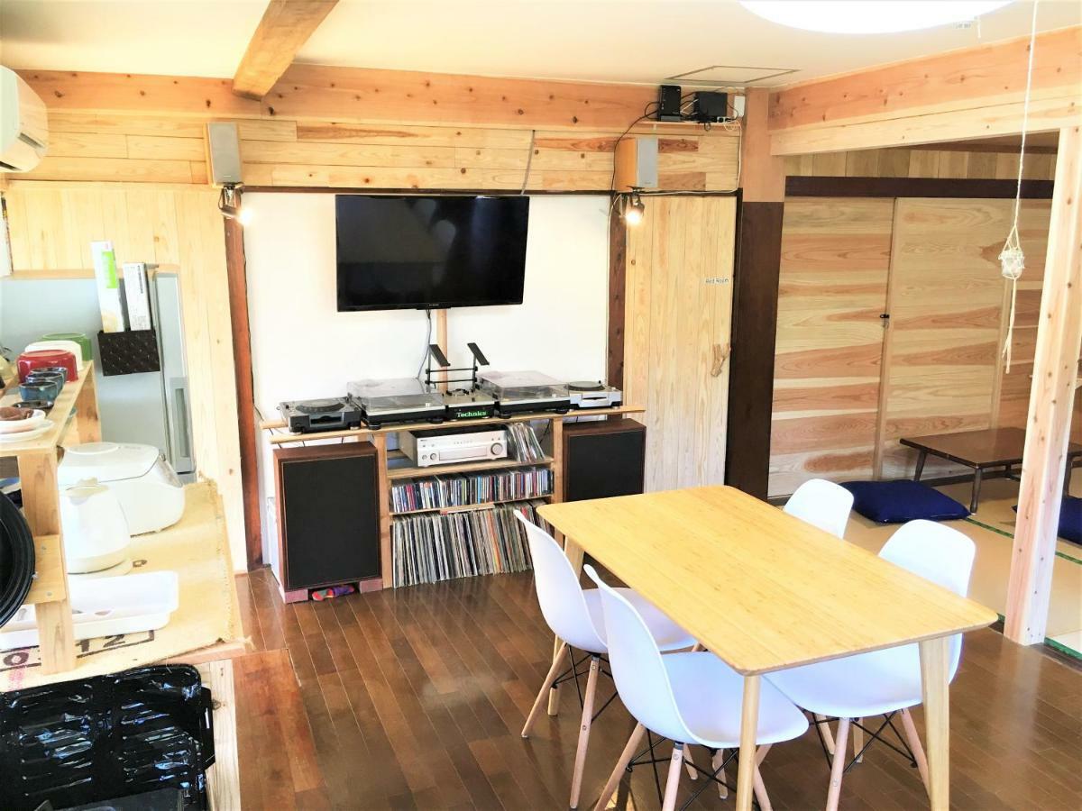 奄美ゲストハウス Hub A Nice Inn Setouchi  Exterior foto